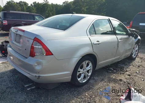 2012 Ford Fusion Se z USA, uszkodzony, nr VIN 3FAHP0HA9CR190015